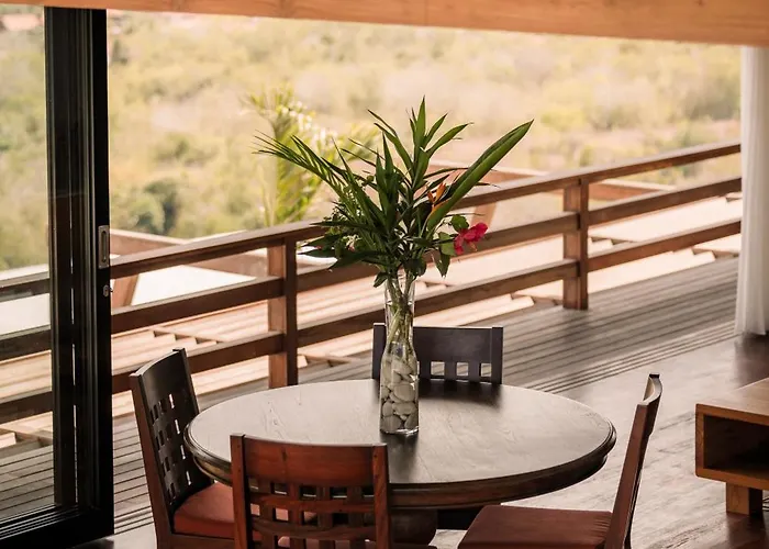 Treetop Villa *